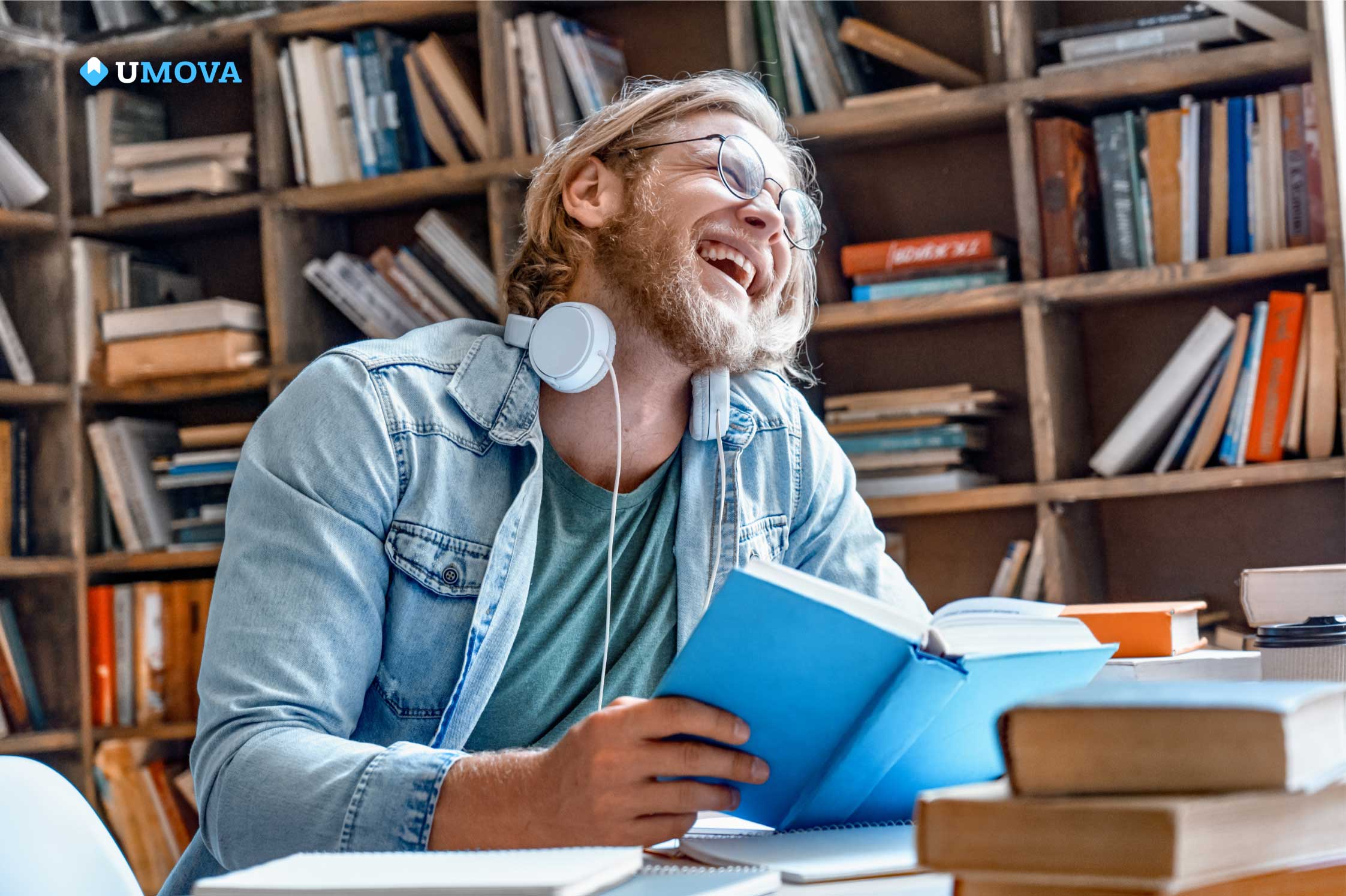 Професор сміється